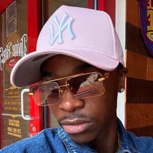 Meet your Posher, Travis